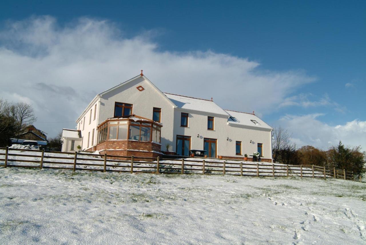 شقة Penddaulwyn Uchaf Farm # Carmarthenshire Nantgaredig المظهر الخارجي الصورة